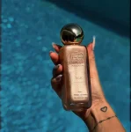MUSE Perfumed shimmering dry oil with Hyaluronic acid